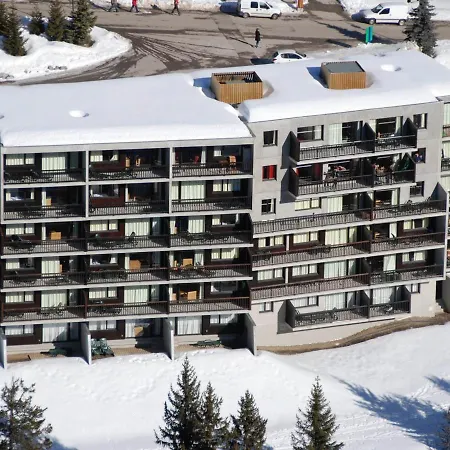 Apartment Spacieux Avec Balcon Sud, Centre Station, Parking, A Foret - Fr-1-425-125